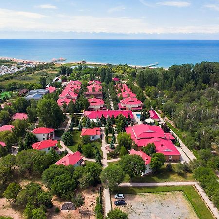 Talisman Village Hotel Бостері Екстер'єр фото