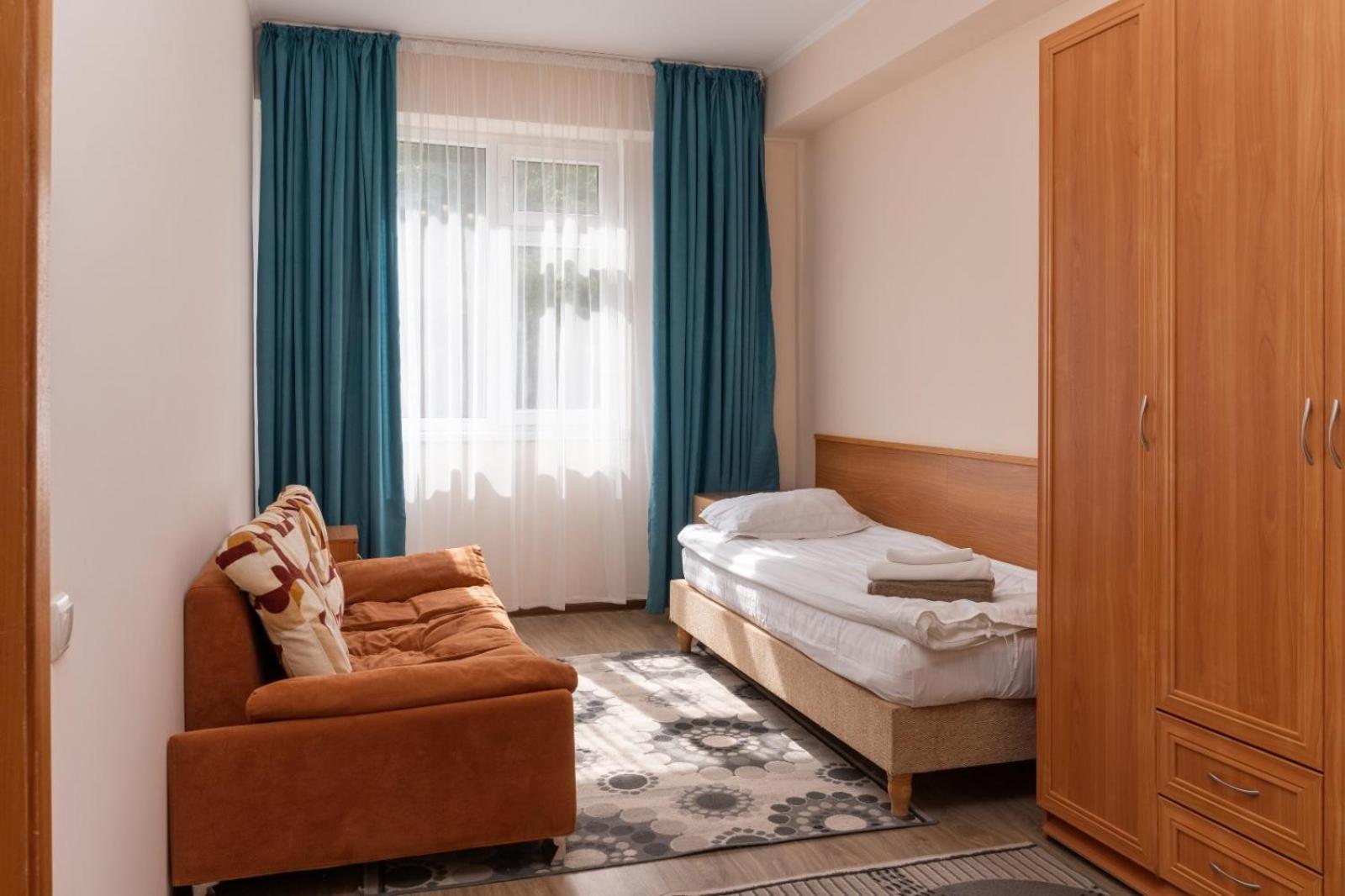 Talisman Village Hotel Бостері Екстер'єр фото