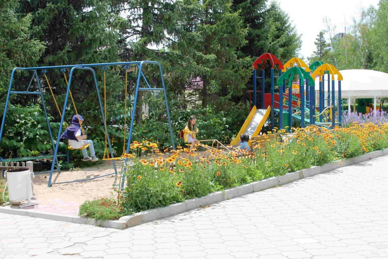 Talisman Village Hotel Бостері Екстер'єр фото